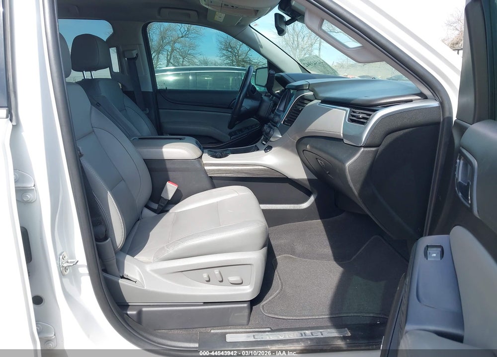 2020 CHEVROLET SUBURBAN 4WD LT VIN: 1GNSKHKC4LR179191