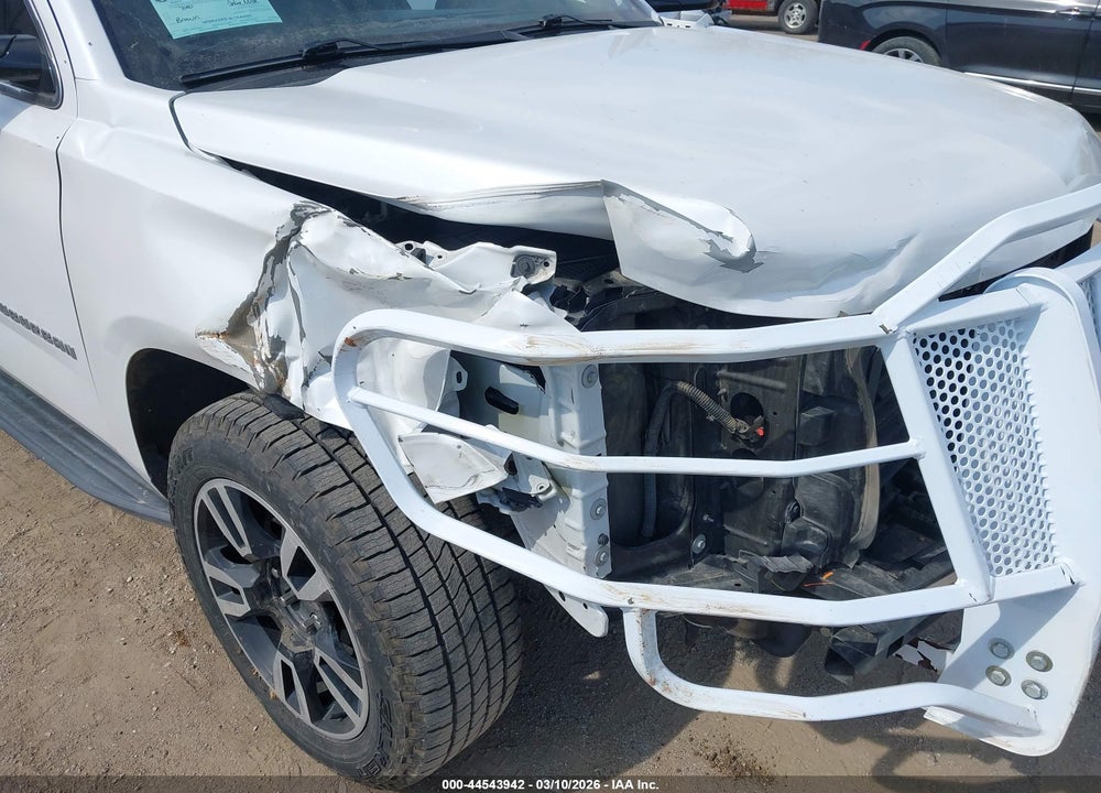 2020 CHEVROLET SUBURBAN 4WD LT VIN: 1GNSKHKC4LR179191