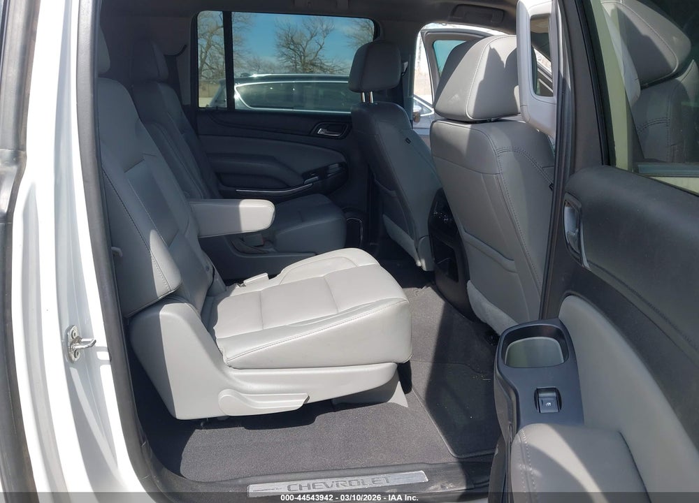 2020 CHEVROLET SUBURBAN 4WD LT VIN: 1GNSKHKC4LR179191