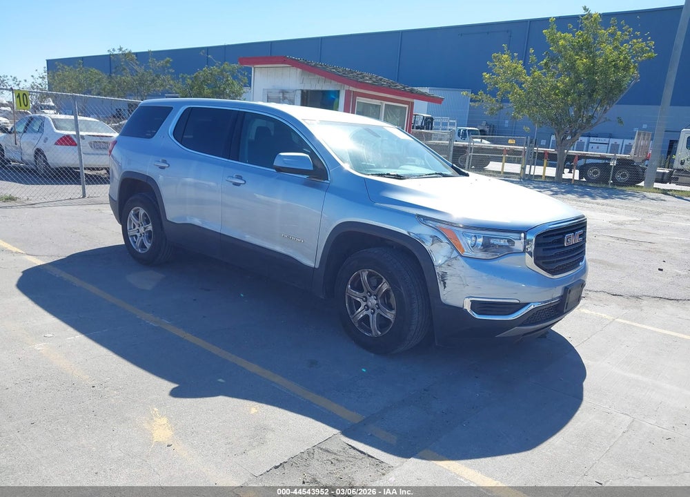 2017 GMC ACADIA SLE-1 VIN: 1GKKNKLA1HZ304895
