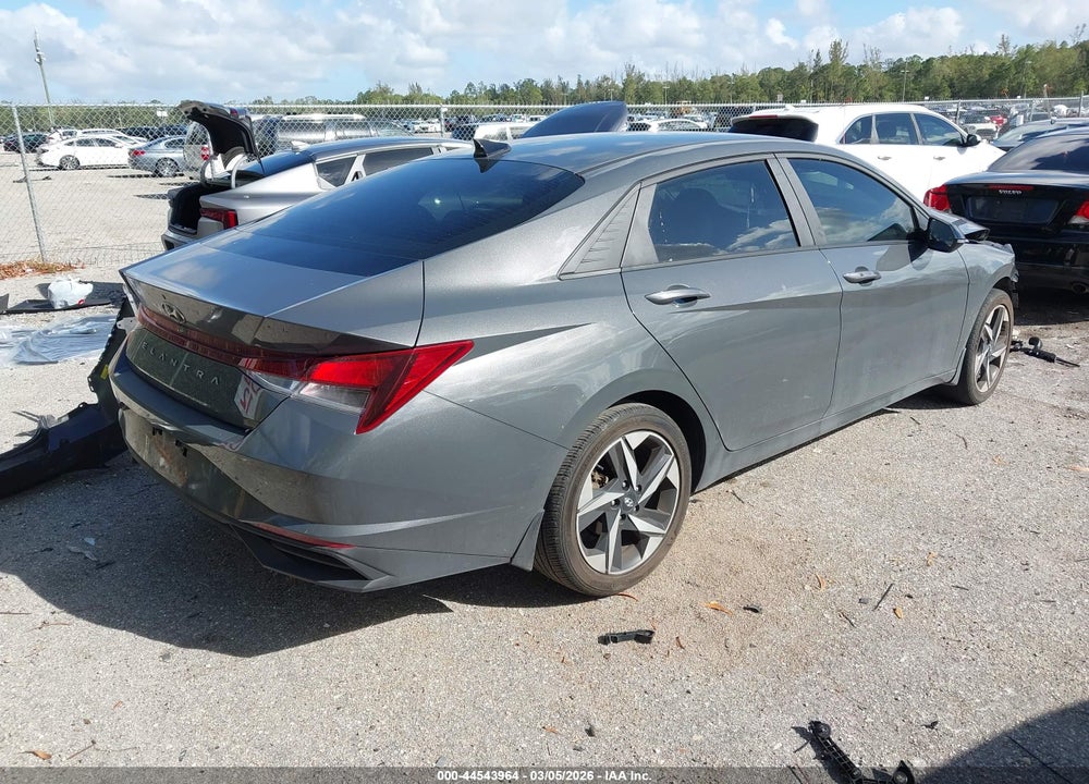 2023 HYUNDAI ELANTRA SEL VIN: KMHLS4AG3PU568428