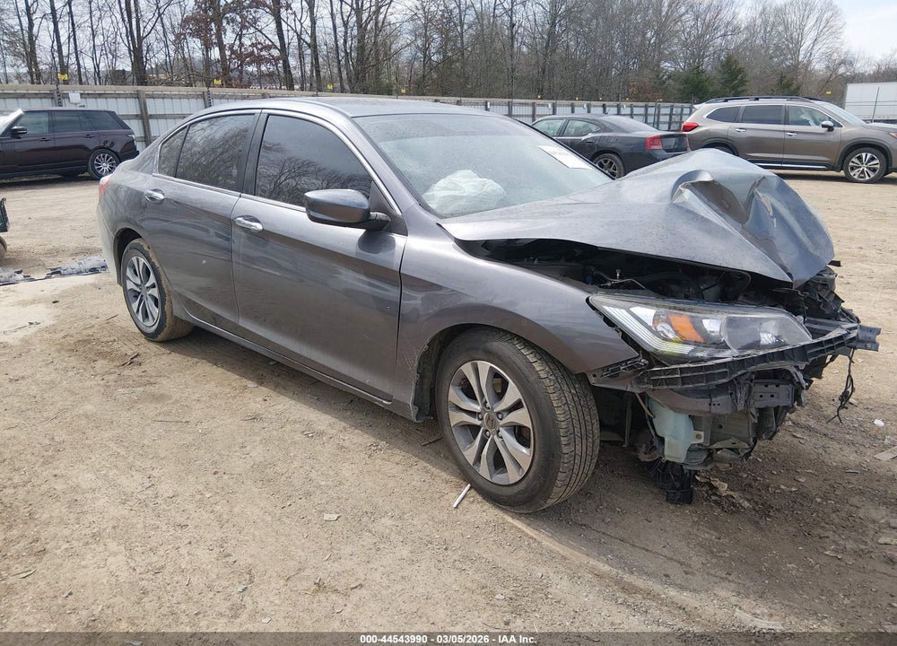 2015 HONDA ACCORD VIN: 1HGCR2F32FA004250