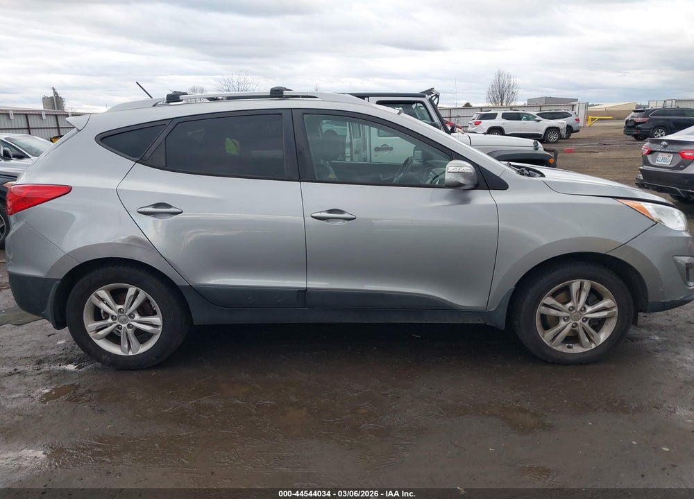 2012 HYUNDAI TUCSON GLS VIN: KM8JUCAC4CU453436