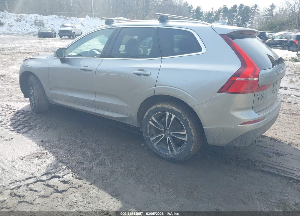 2018 VOLVO XC60 T5 MOMENTUM VIN: YV4102RK3J1076650