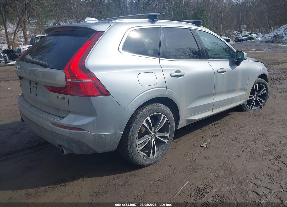 2018 VOLVO XC60 T5 MOMENTUM VIN: YV4102RK3J1076650