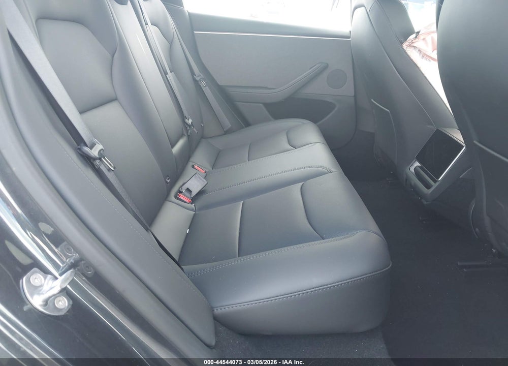 2025 TESLA MODEL 3 LONG RANGE REAR-WHEEL DRIVE/STANDARD REAR-WHEEL DRIVE VIN: 5YJ3E1EA3SF986733