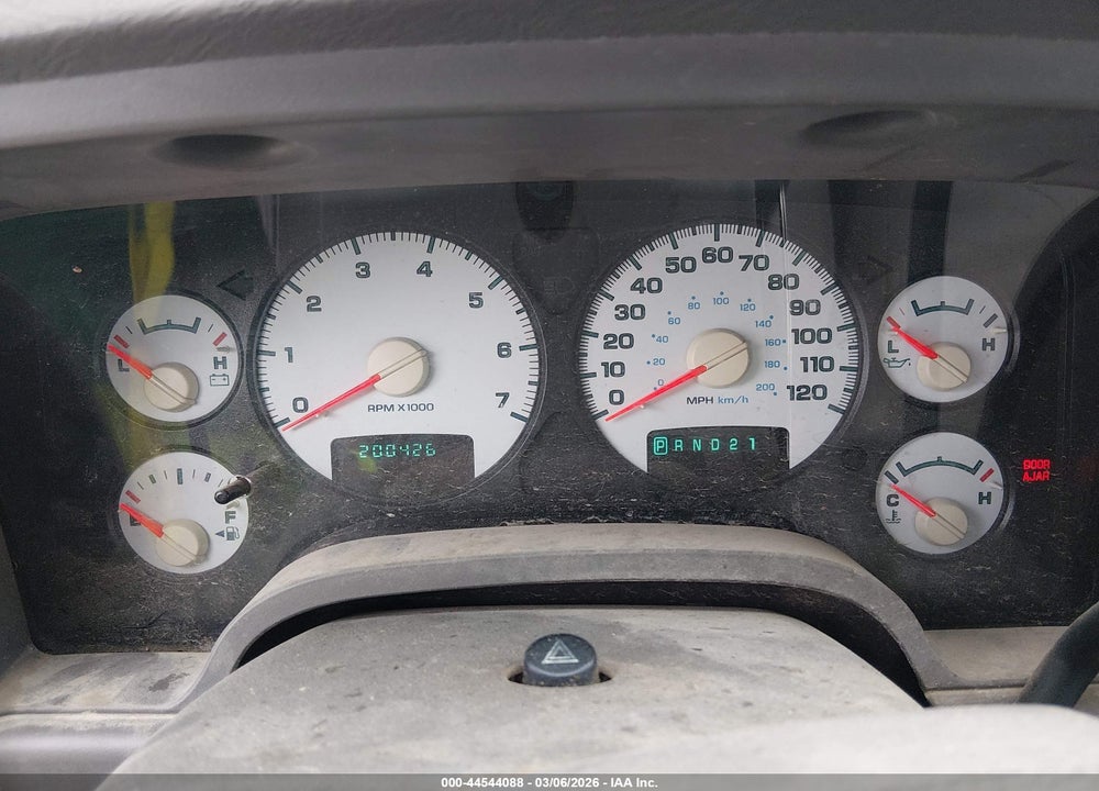 2005 DODGE RAM 1500 SLT/LARAMIE VIN: 1D7HU18D95S118490