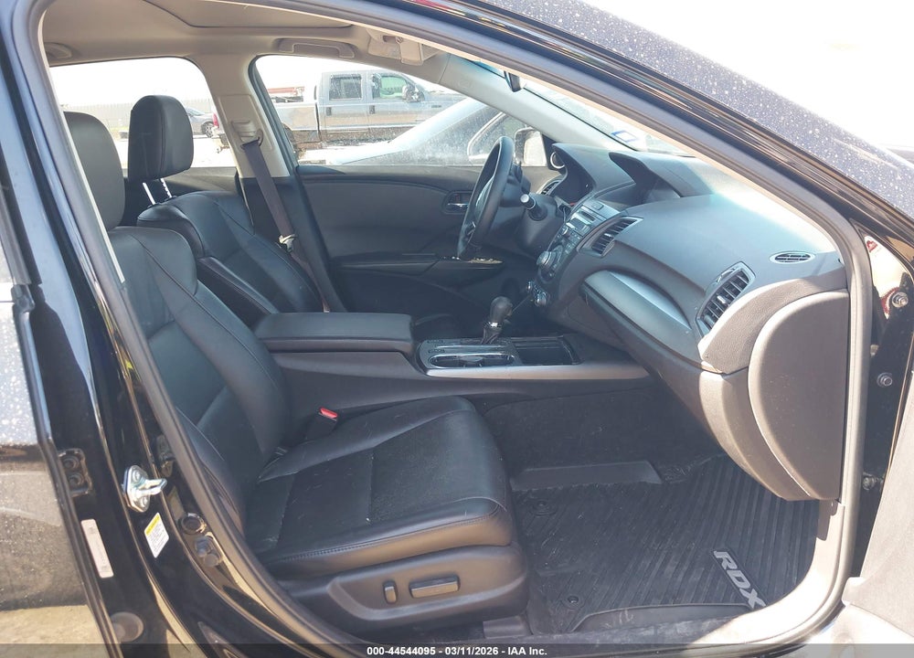 2015 ACURA RDX VIN: 5J8TB3H57FL014950