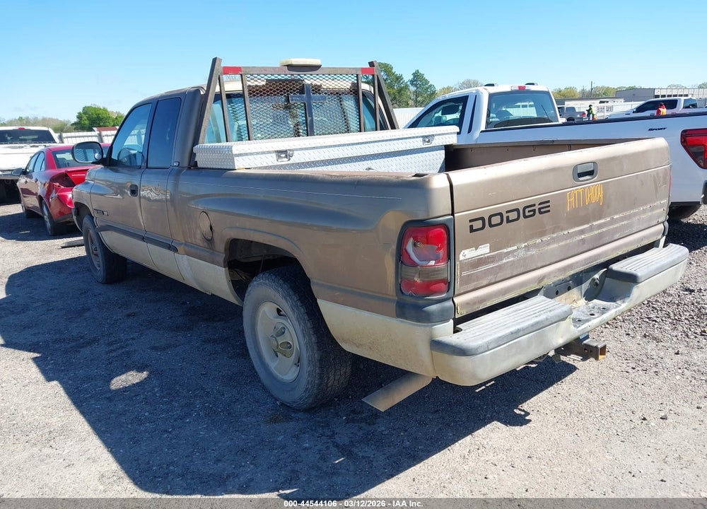 2001 DODGE RAM 1500 ST VIN: 3B7HC13Y91G238508