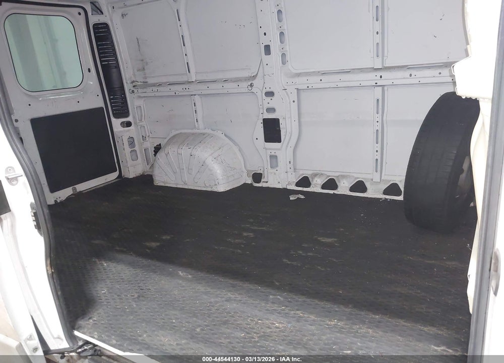 2018 RAM PROMASTER 1500 LOW ROOF 136 WB VIN: 3C6TRVAG5JE103166