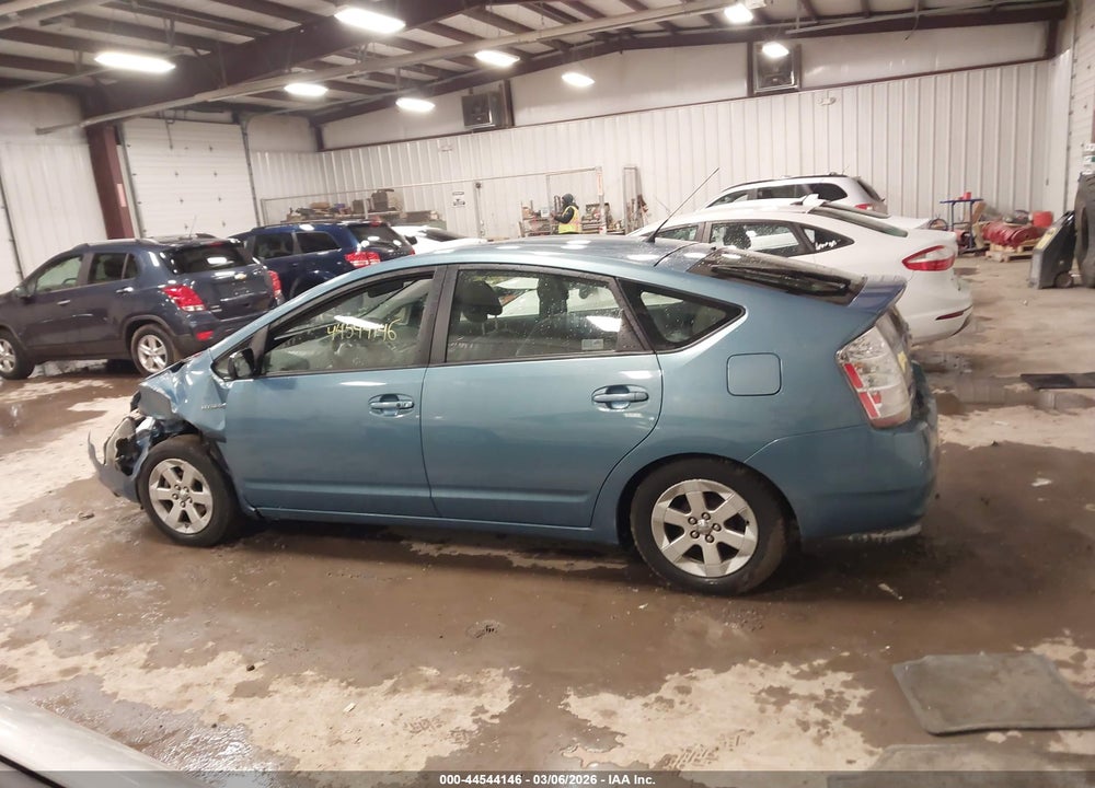 2008 TOYOTA PRIUS VIN: JTDKB20U087707832