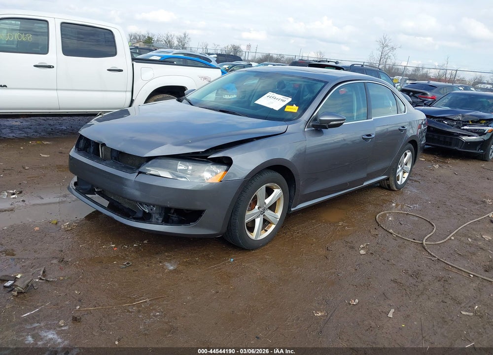 2012 VOLKSWAGEN PASSAT 2.5L SE VIN: 1VWBP7A35CC094477
