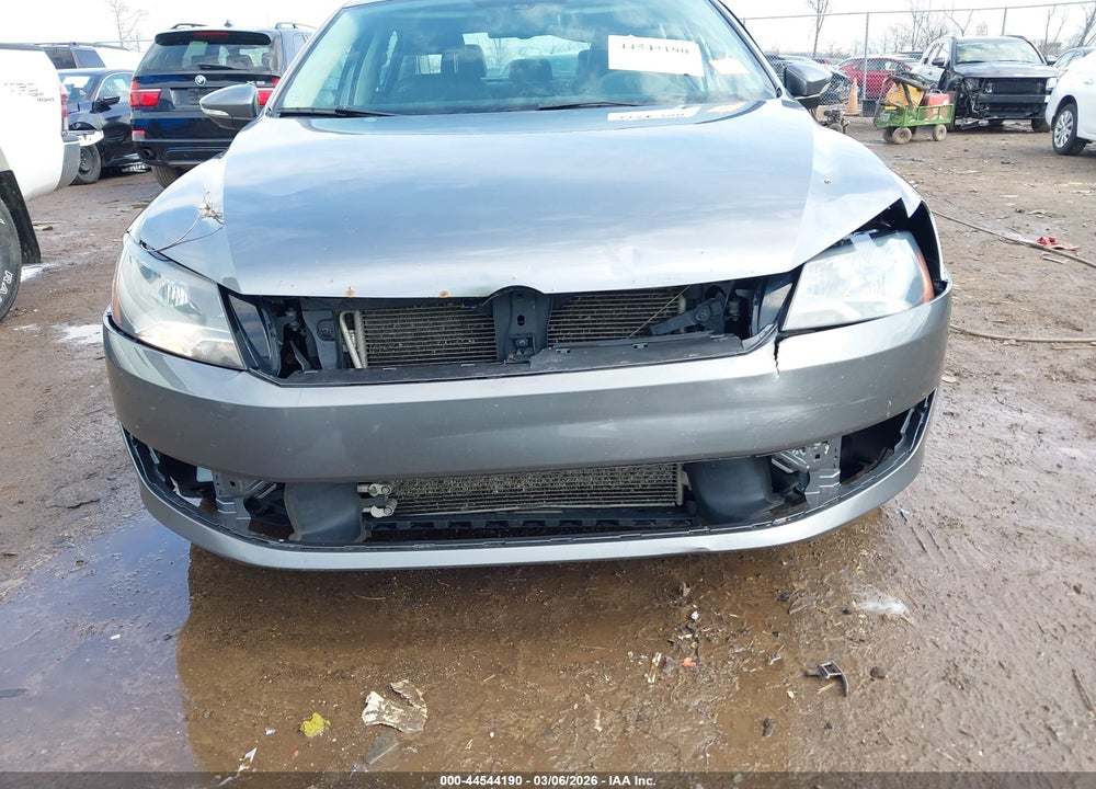 2012 VOLKSWAGEN PASSAT 2.5L SE VIN: 1VWBP7A35CC094477