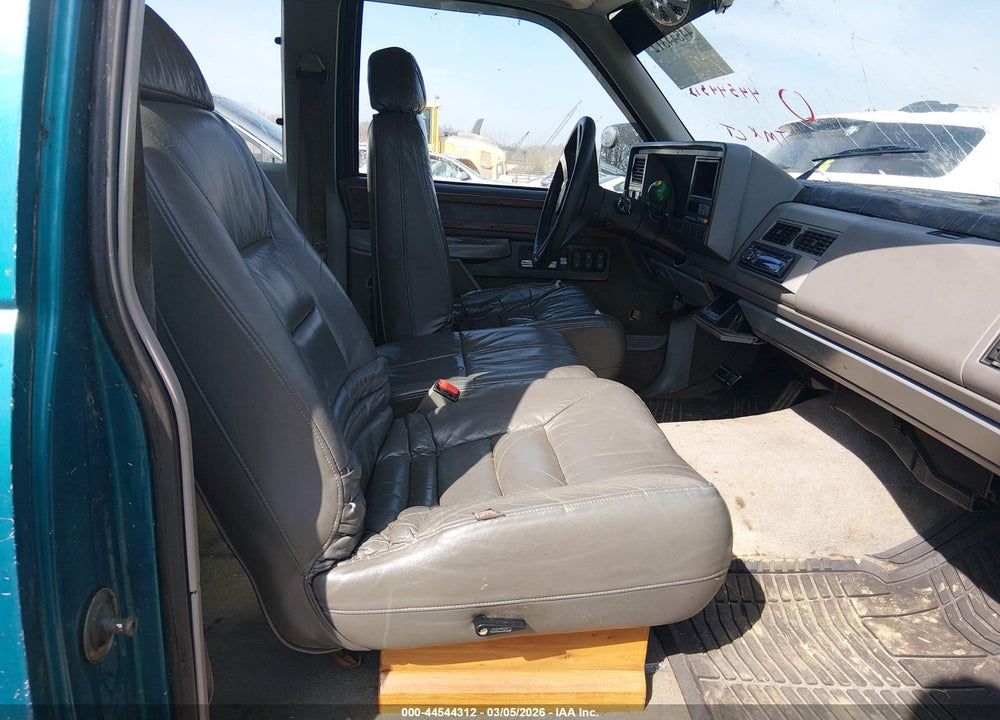 1992 CHEVROLET GMT-400 C1500 VIN: 2GBEC19KXN1241975