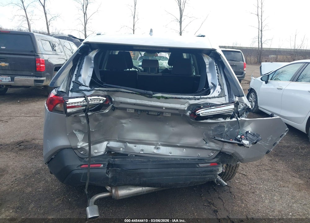 2020 TOYOTA RAV4 HYBRID XLE VIN: 2T3RWRFV8LW081858