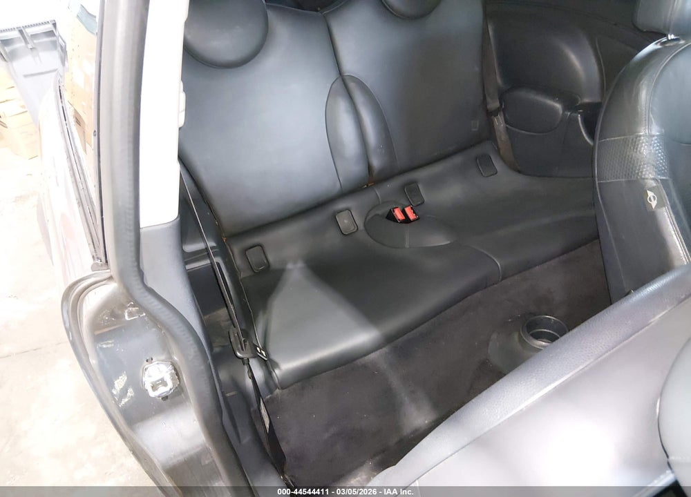 2003 MINI COOPER S VIN: WMWRE33413TD65847