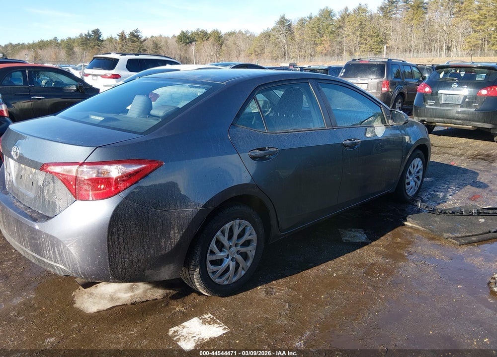 2019 TOYOTA COROLLA LE VIN: 2T1BURHE0KC165881
