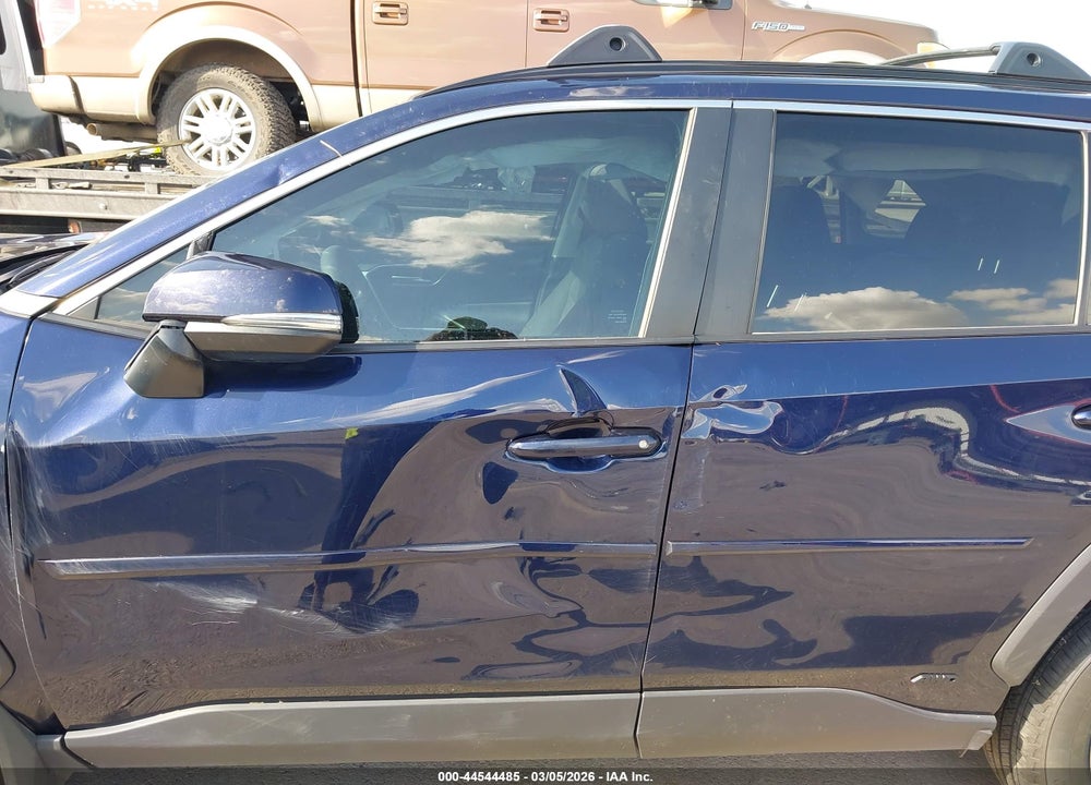 2024 TOYOTA RAV4 HYBRID XLE VIN: 2T3RWRFVXRW244275