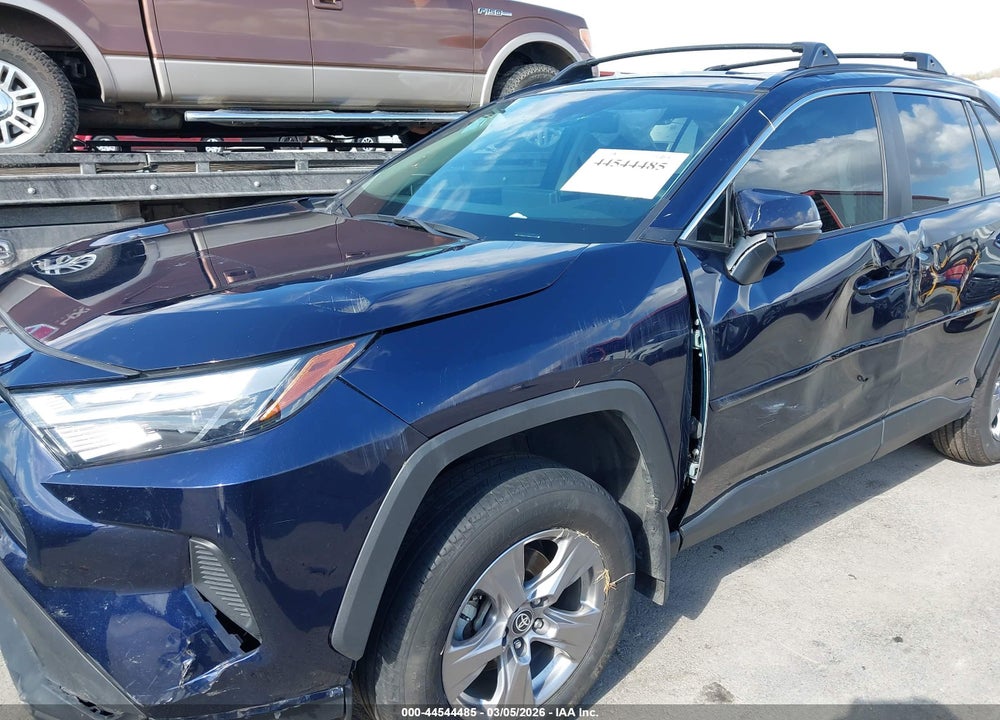 2024 TOYOTA RAV4 HYBRID XLE VIN: 2T3RWRFVXRW244275