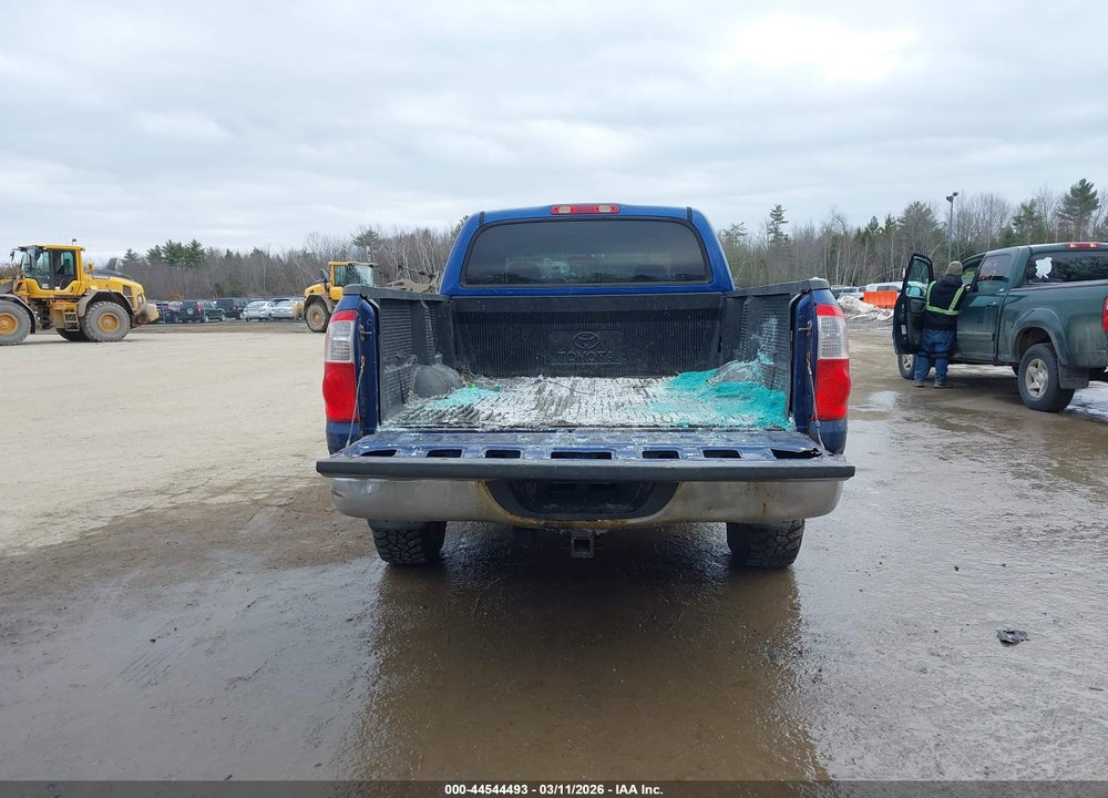 2006 TOYOTA TUNDRA SR5 V8 VIN: 5TBDT44126S526566