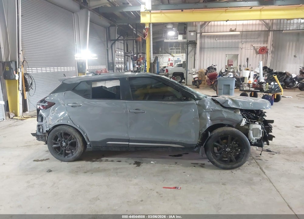 2022 NISSAN KICKS SR XTRONIC CVT VIN: 3N1CP5DV1NL501990