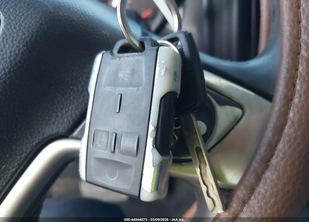 2014 GMC SIERRA 1500 SLT VIN: 3GTU2VEC0EG243161