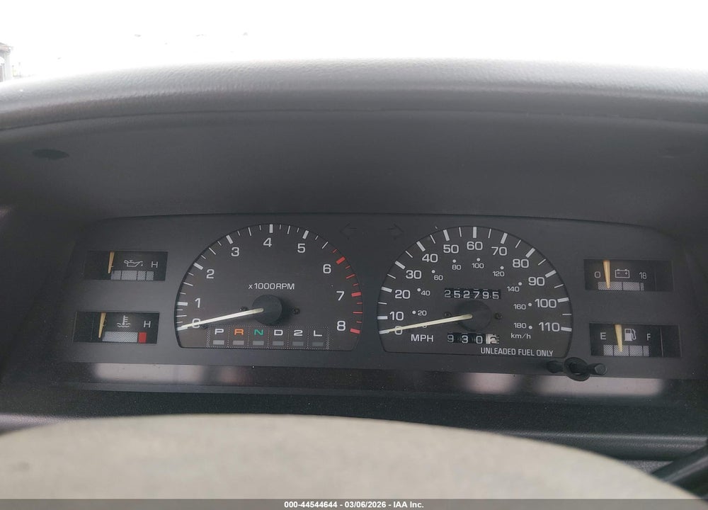 1993 TOYOTA T100 SR5 VIN: JT4VD10C5P0008874