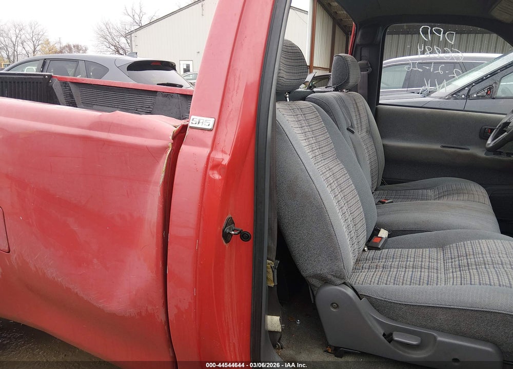 1993 TOYOTA T100 SR5 VIN: JT4VD10C5P0008874
