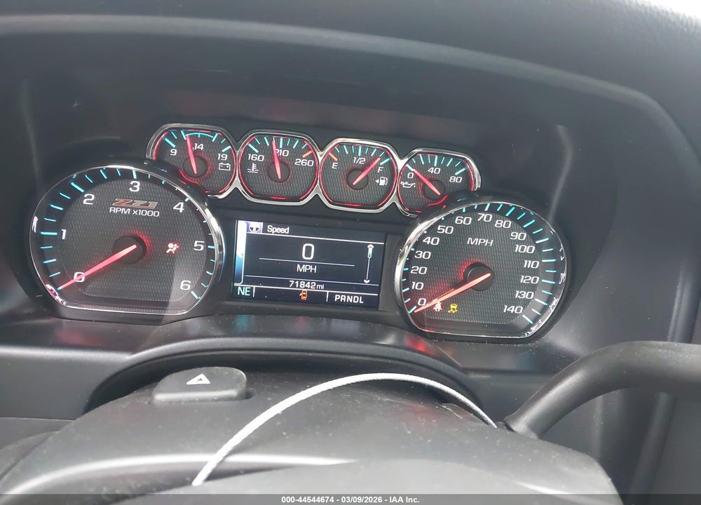 2018 CHEVROLET SILVERADO 1500 2LT VIN: 1GCVKREC0JZ104203