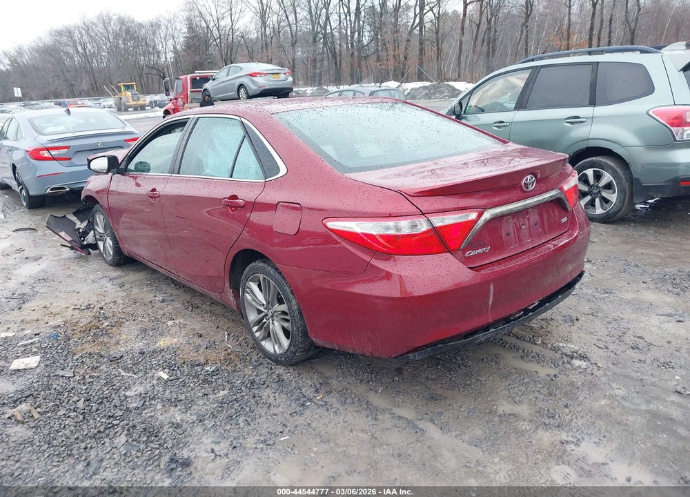 2016 TOYOTA CAMRY SE VIN: 4T1BF1FK1GU586213