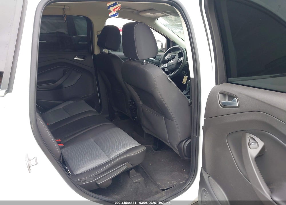 2017 FORD ESCAPE SE VIN: 1FMCU9GDXHUD47446
