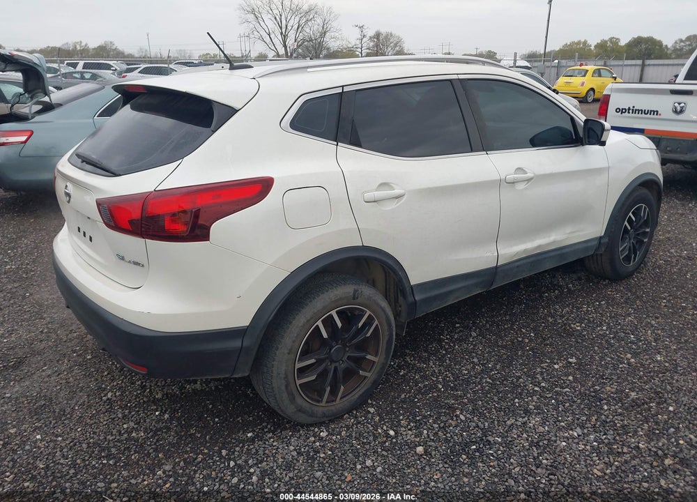 2017 NISSAN ROGUE SPORT SL VIN: JN1BJ1CR3HW142201