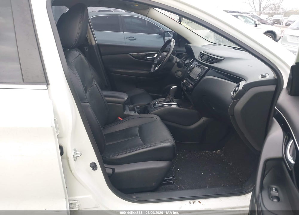 2017 NISSAN ROGUE SPORT SL VIN: JN1BJ1CR3HW142201