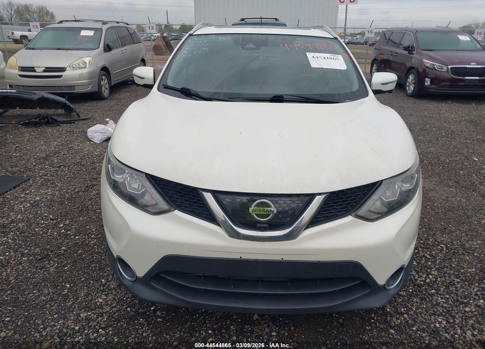 2017 NISSAN ROGUE SPORT SL VIN: JN1BJ1CR3HW142201
