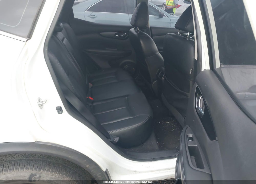 2017 NISSAN ROGUE SPORT SL VIN: JN1BJ1CR3HW142201