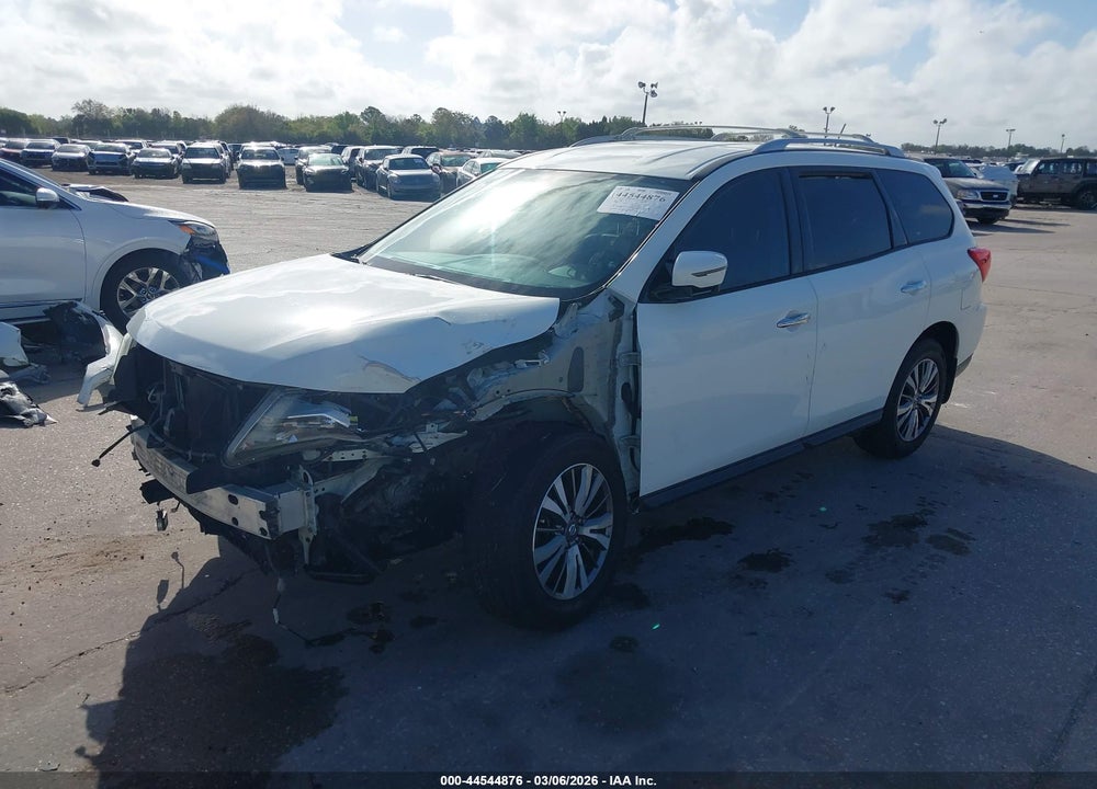 2018 NISSAN PATHFINDER S VIN: 5N1DR2MN1JC611210
