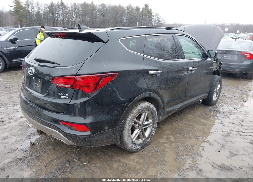 2017 HYUNDAI SANTA FE SPORT 2.4L VIN: 5XYZUDLBXHG454049