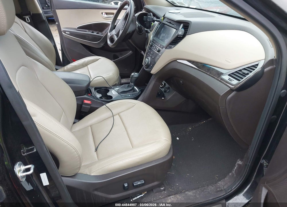 2017 HYUNDAI SANTA FE SPORT 2.4L VIN: 5XYZUDLBXHG454049