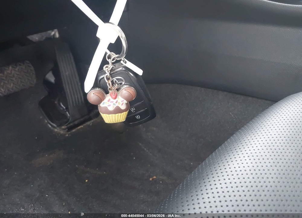 2024 TOYOTA PRIUS PRIME XSE VIN: JTDACACU8R3025384