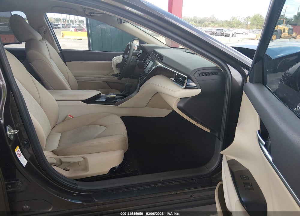 2018 TOYOTA CAMRY HYBRID LE VIN: 4T1B31HK3JU504446