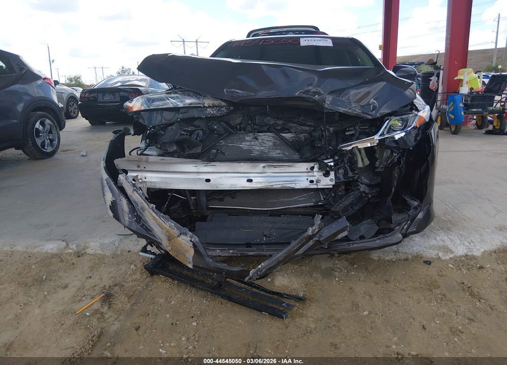 2018 TOYOTA CAMRY HYBRID LE VIN: 4T1B31HK3JU504446