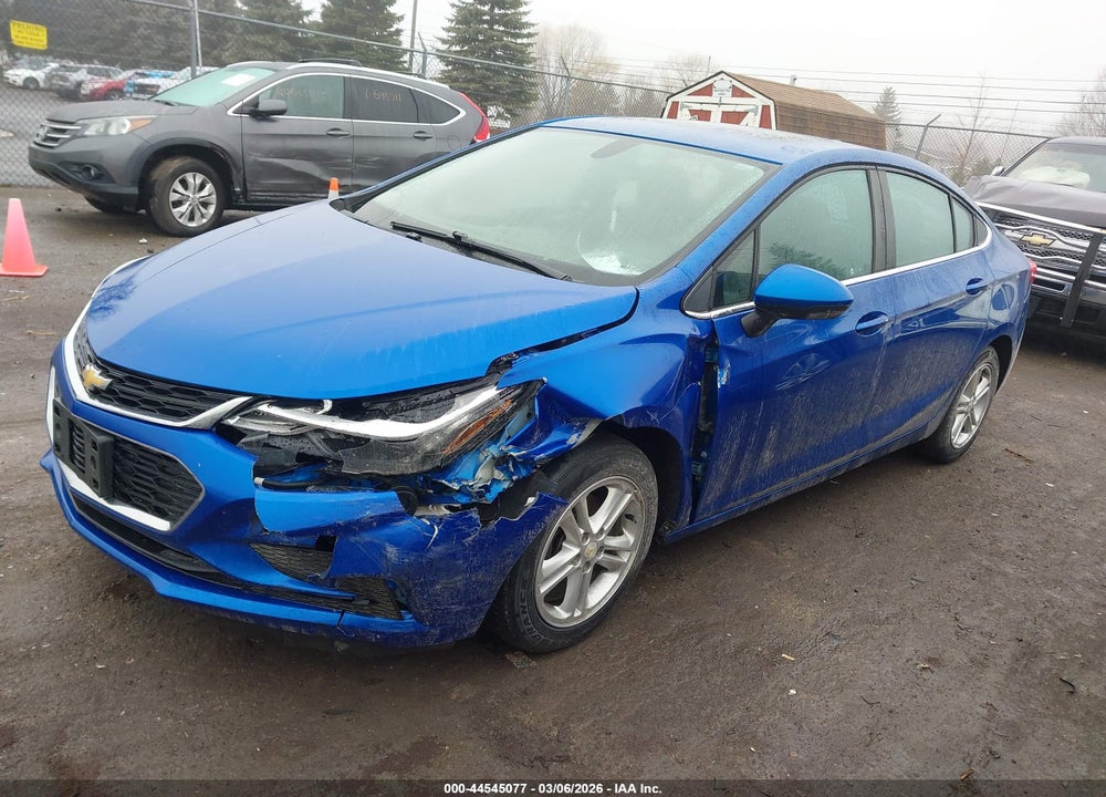 2018 CHEVROLET CRUZE LT AUTO VIN: 1G1BE5SM7J7104946