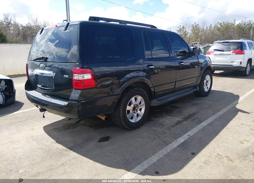 2010 FORD EXPEDITION XLT VIN: 1FMJU1G56AEB60626