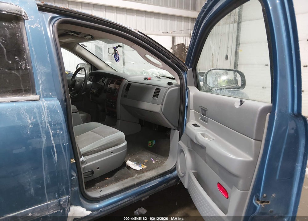 2004 DODGE DURANGO SLT VIN: 1D4HB48D44F131658
