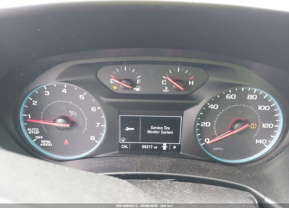 2018 CHEVROLET EQUINOX LT VIN: 2GNAXJEV1J6292137