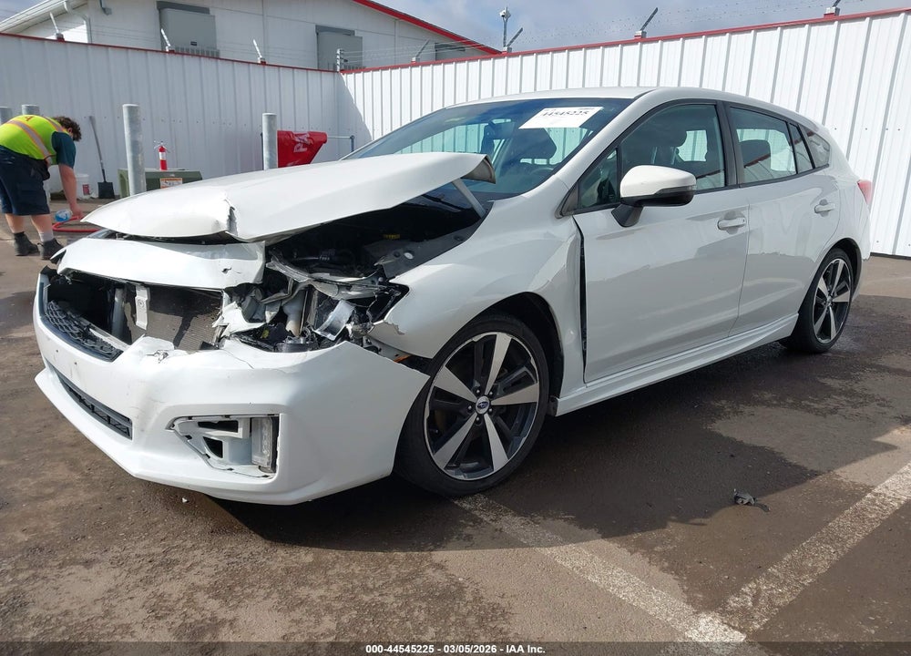 2018 SUBARU IMPREZA 2.0I SPORT VIN: 4S3GTAK61J3721358