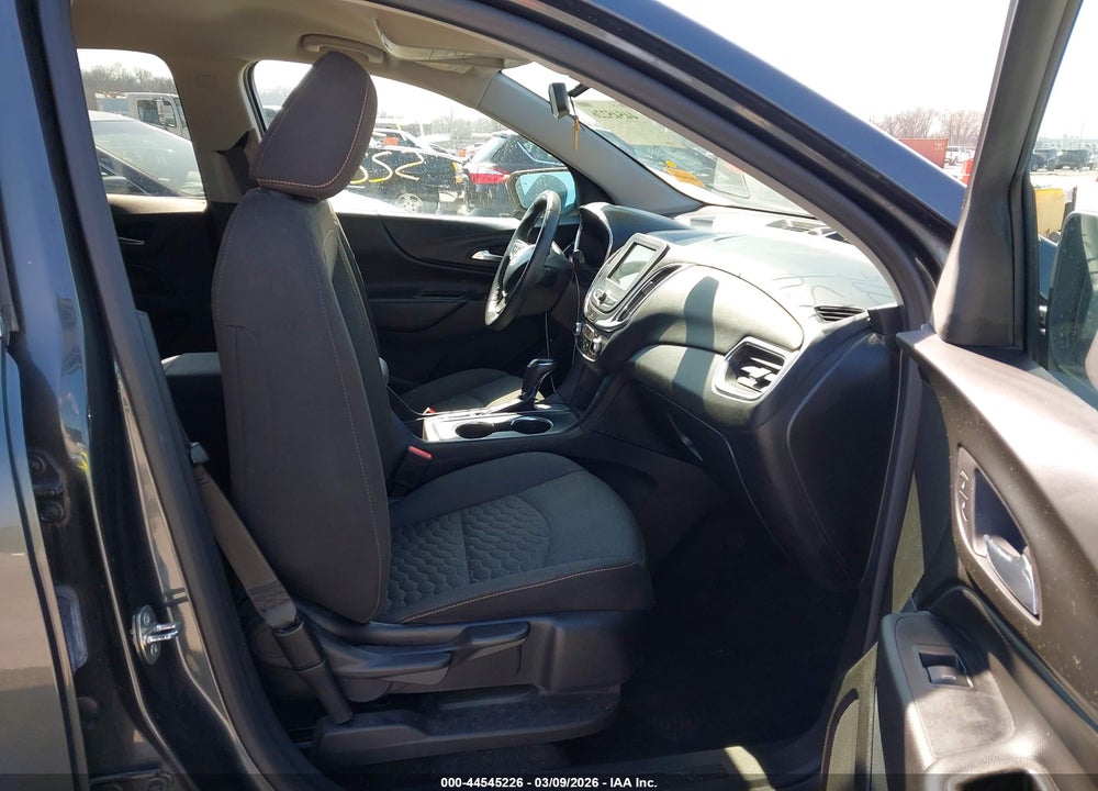 2019 CHEVROLET EQUINOX LT VIN: 3GNAXKEV4KS557058