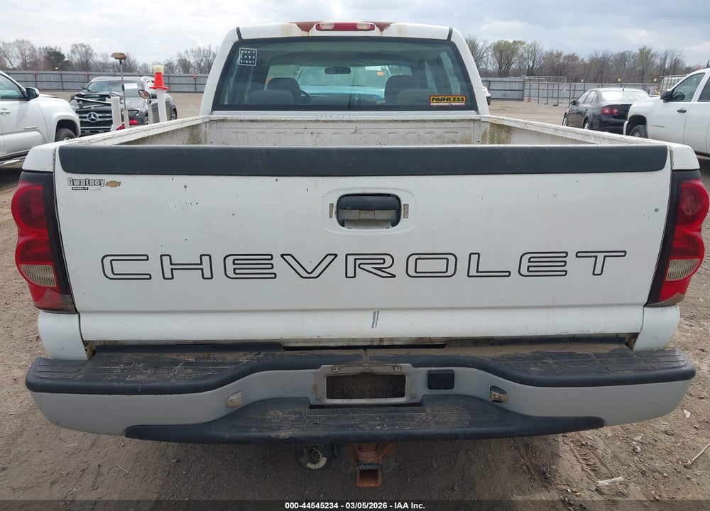 2006 CHEVROLET SILVERADO 2500HD WORK TRUCK VIN: 1GCHC23UX6F260027