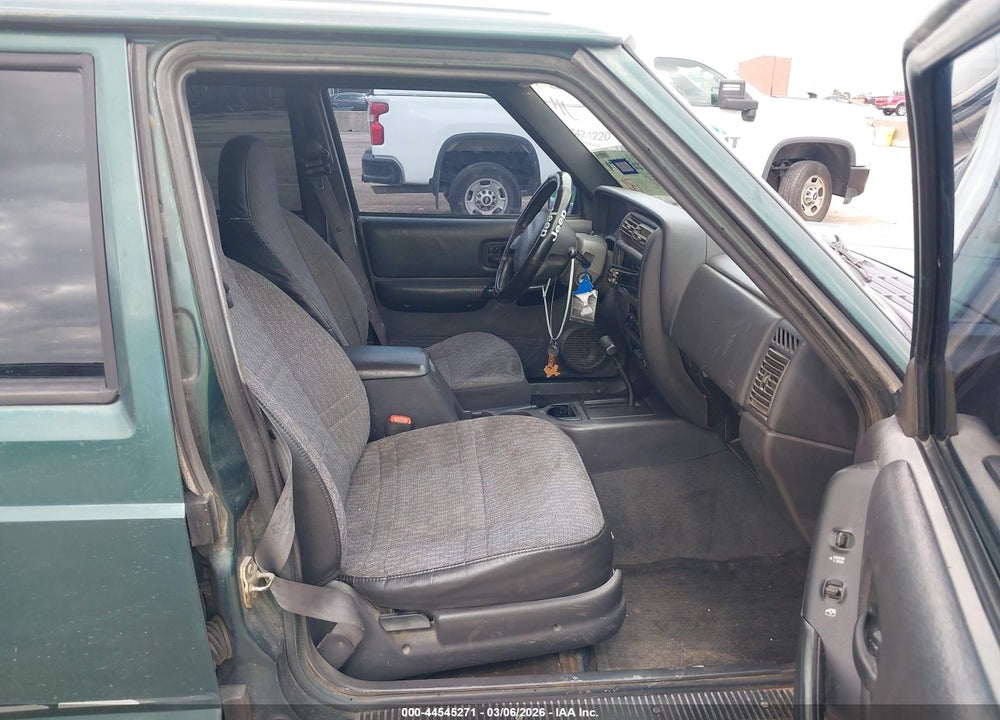 1999 JEEP CHEROKEE CLASSIC/SPORT VIN: 1J4FT68S5XL594324