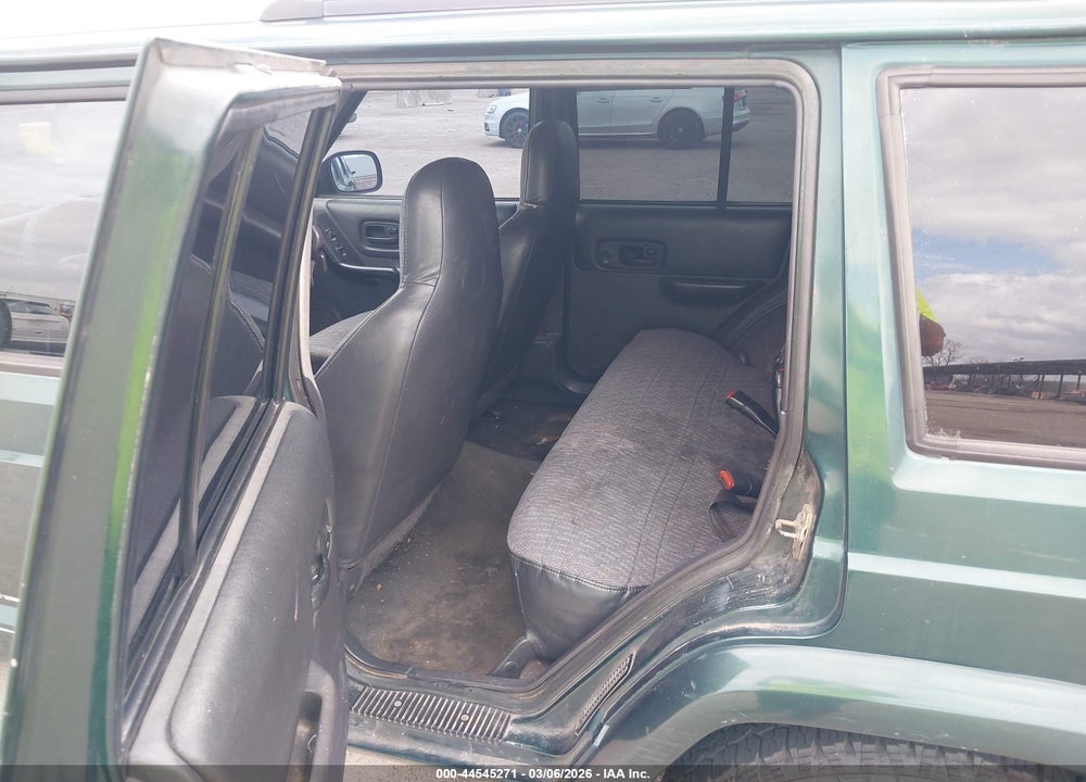 1999 JEEP CHEROKEE CLASSIC/SPORT VIN: 1J4FT68S5XL594324